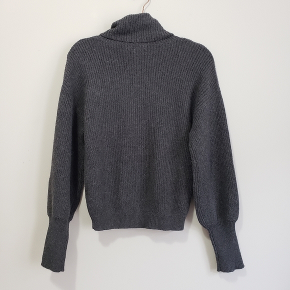 Leith Dolan sleeve super soft turtle neck sweater - Picture 4 of 5